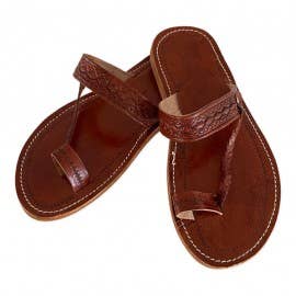 Sandalias de cuero.Marron oscuro