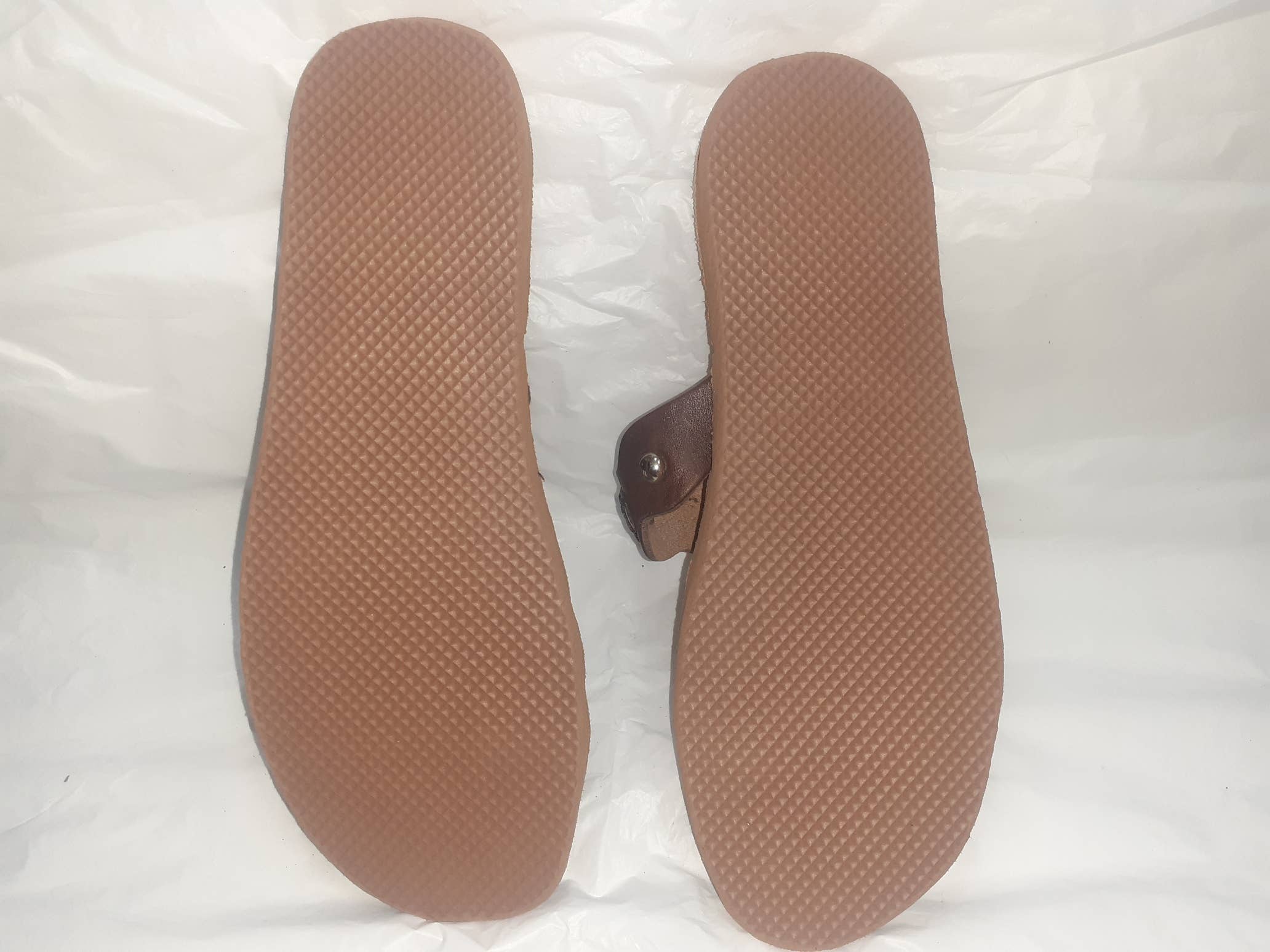 Sandalias de monedas de mujer
 marrones y negras