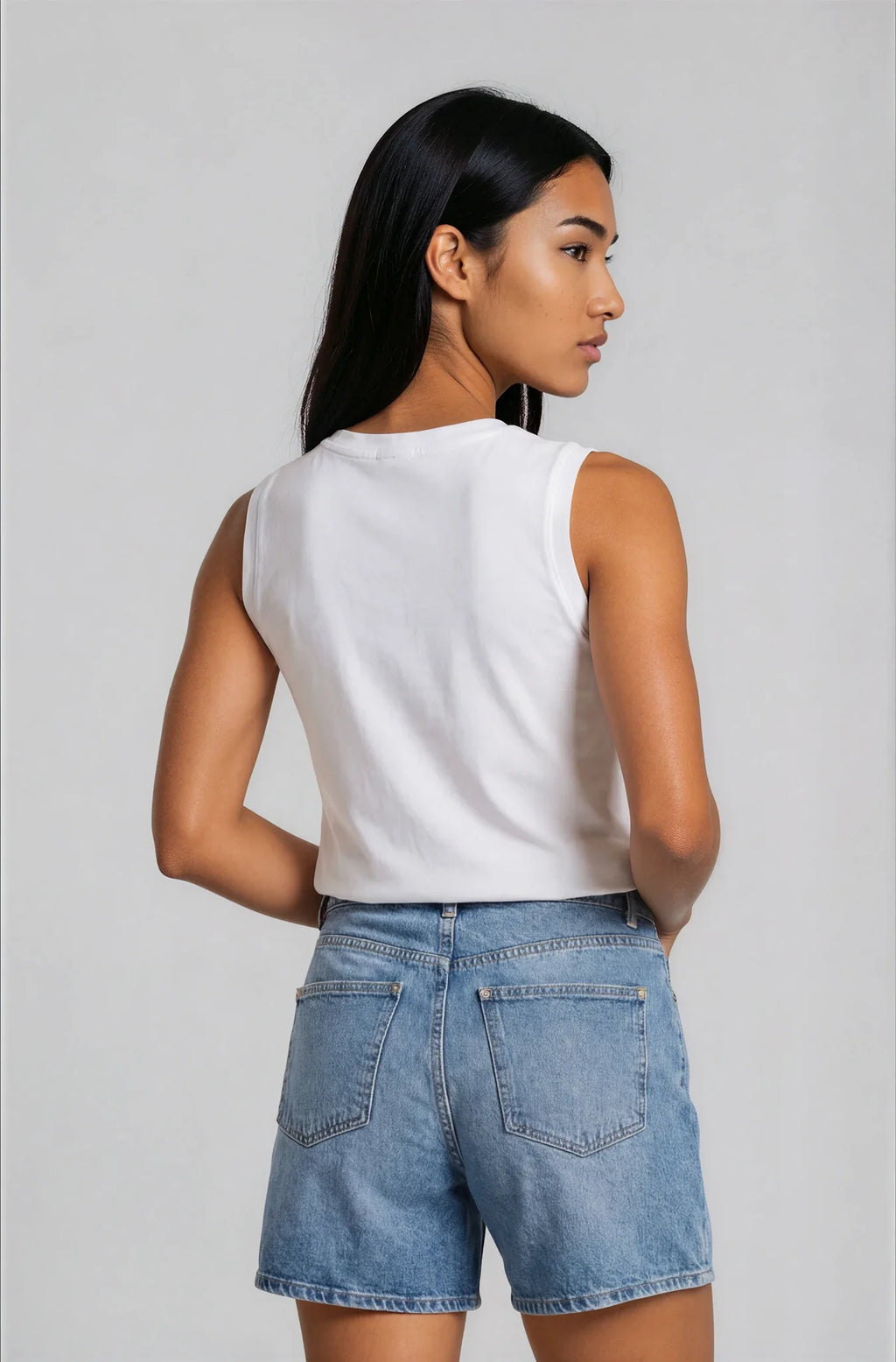 Camiseta Básica Premium Algodón Orgánico – Tirantes Anchos Mujer