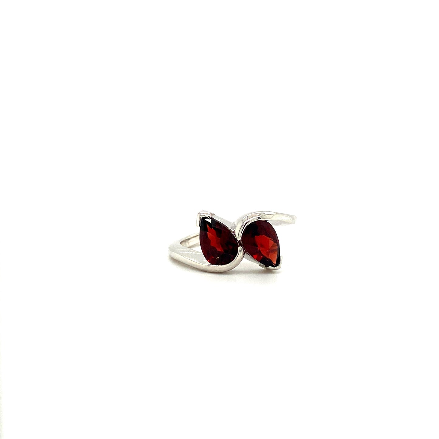 Garnet Ring in .925 Sterling Silver KSR - 19913