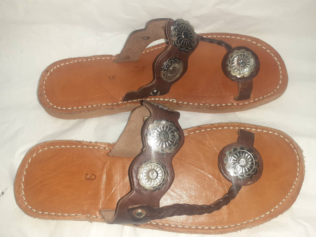 Sandalias de monedas de mujer
 marrones y negras
