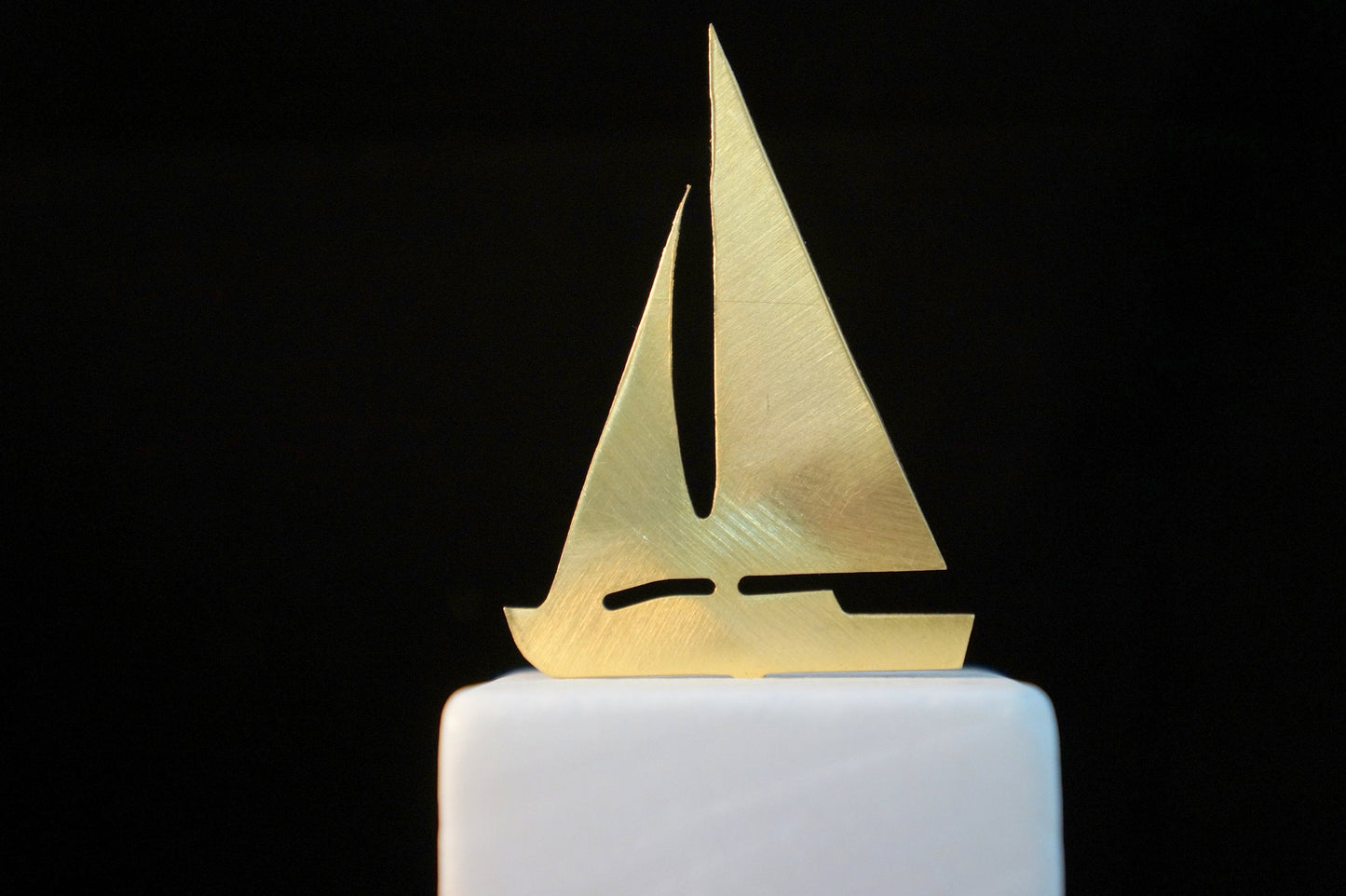 Home decor Modern Art Mens Gift Nautical Decor, Gold Minimal Sailboat Statue  gift for her