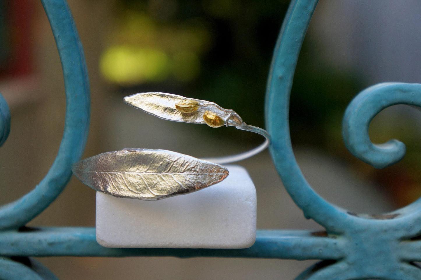 Silver Olive Branch Bracelet for Women, Bridal Jewelry in Sterling Silver.
