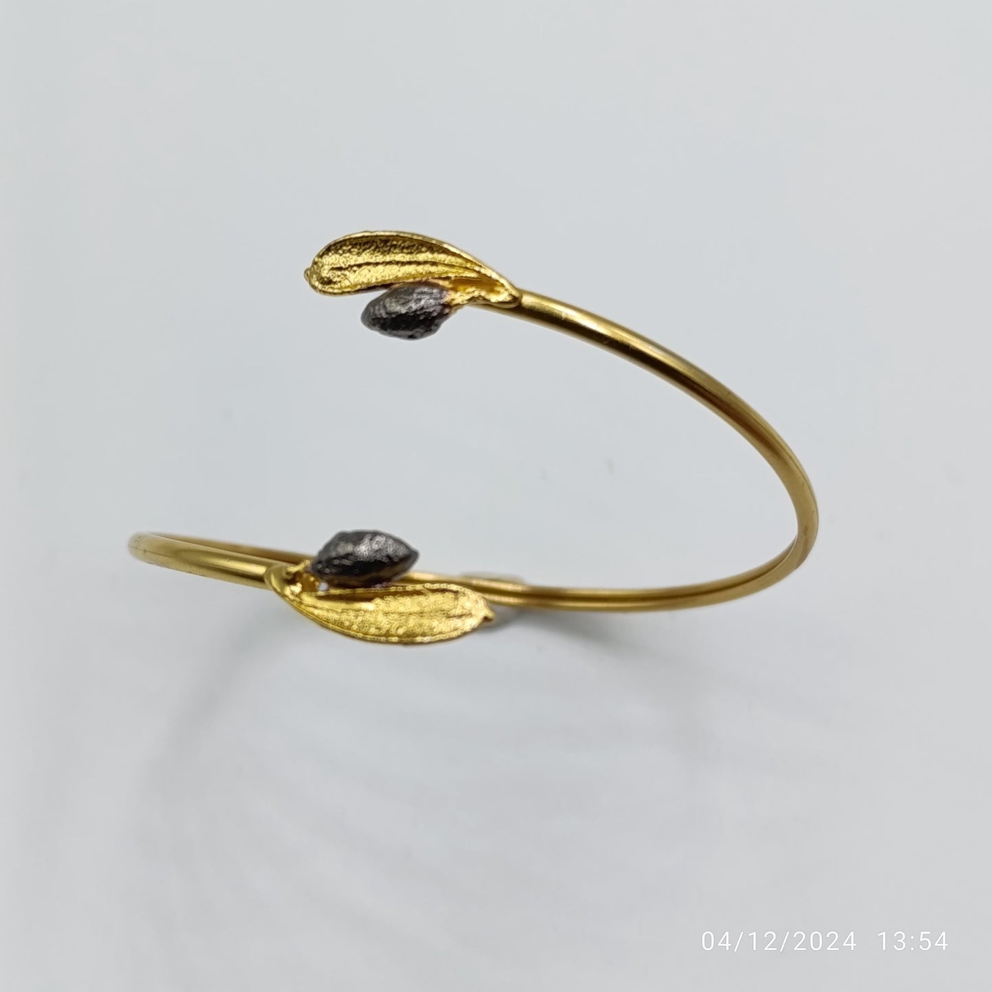 Minimal Unique Olive Bracelet for Women. Recycled Sterling Silver 925 Jewelry by Real plants-Mother Nature Jewellery
