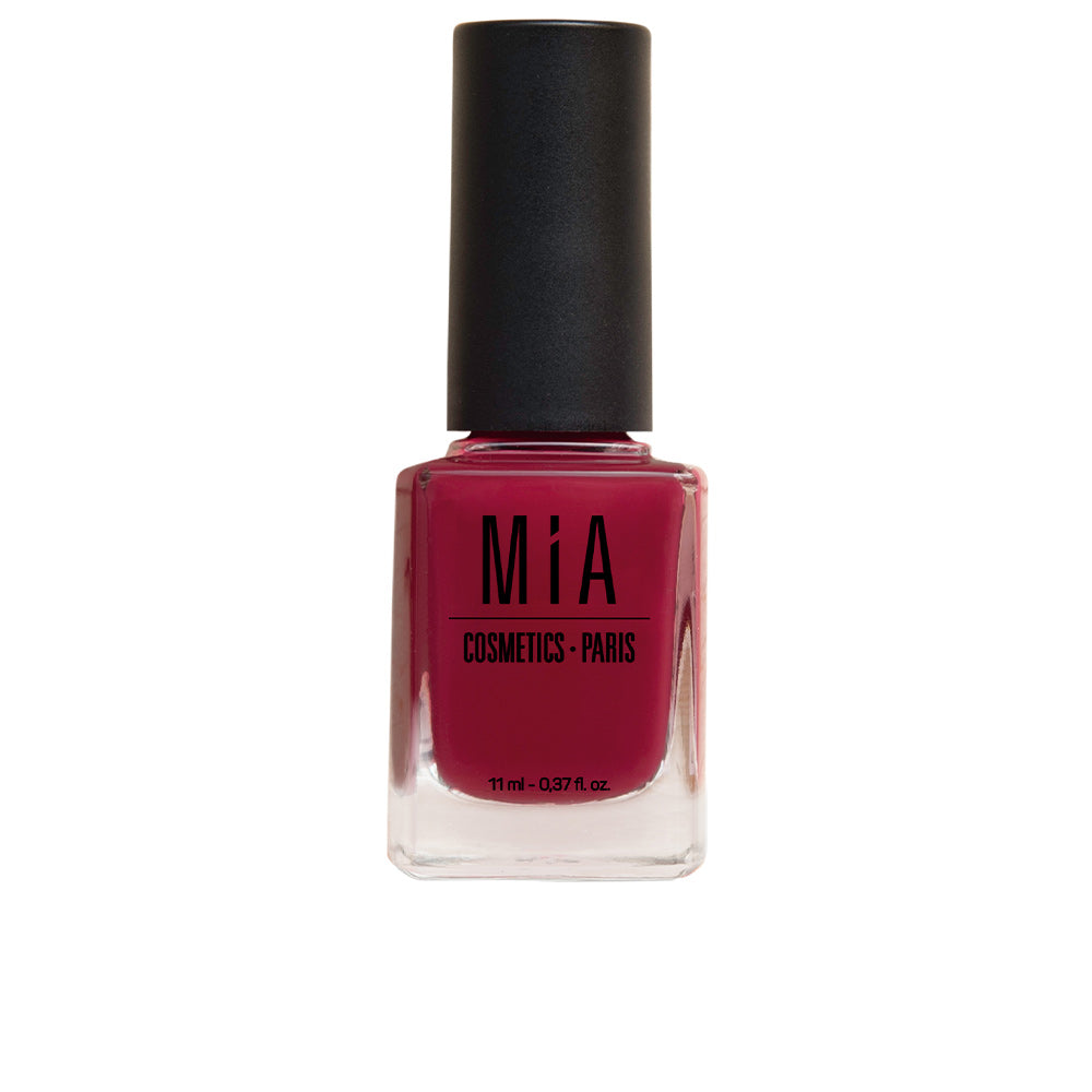 NAIL POLISH #carmine